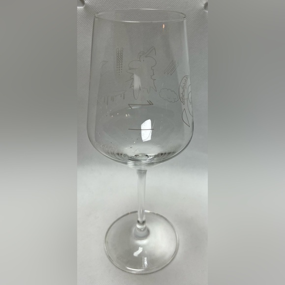 RuneScape | Rasial etched wine glass. - Picture 3 of 16